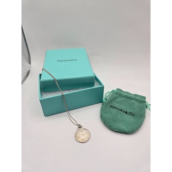 Tiffany & Co sterling signed 45 year clinique necklace 18" chain 1" pendant - Picture 5 of 9